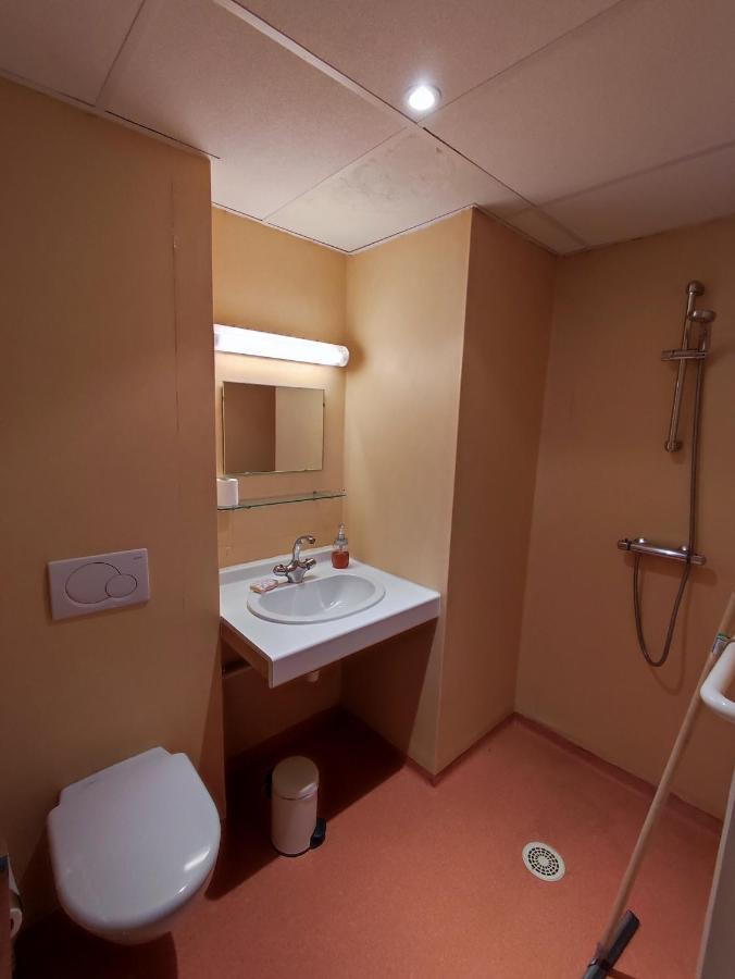 Gîte d'étape du Clos Saint Roch Viviers Esterno foto
