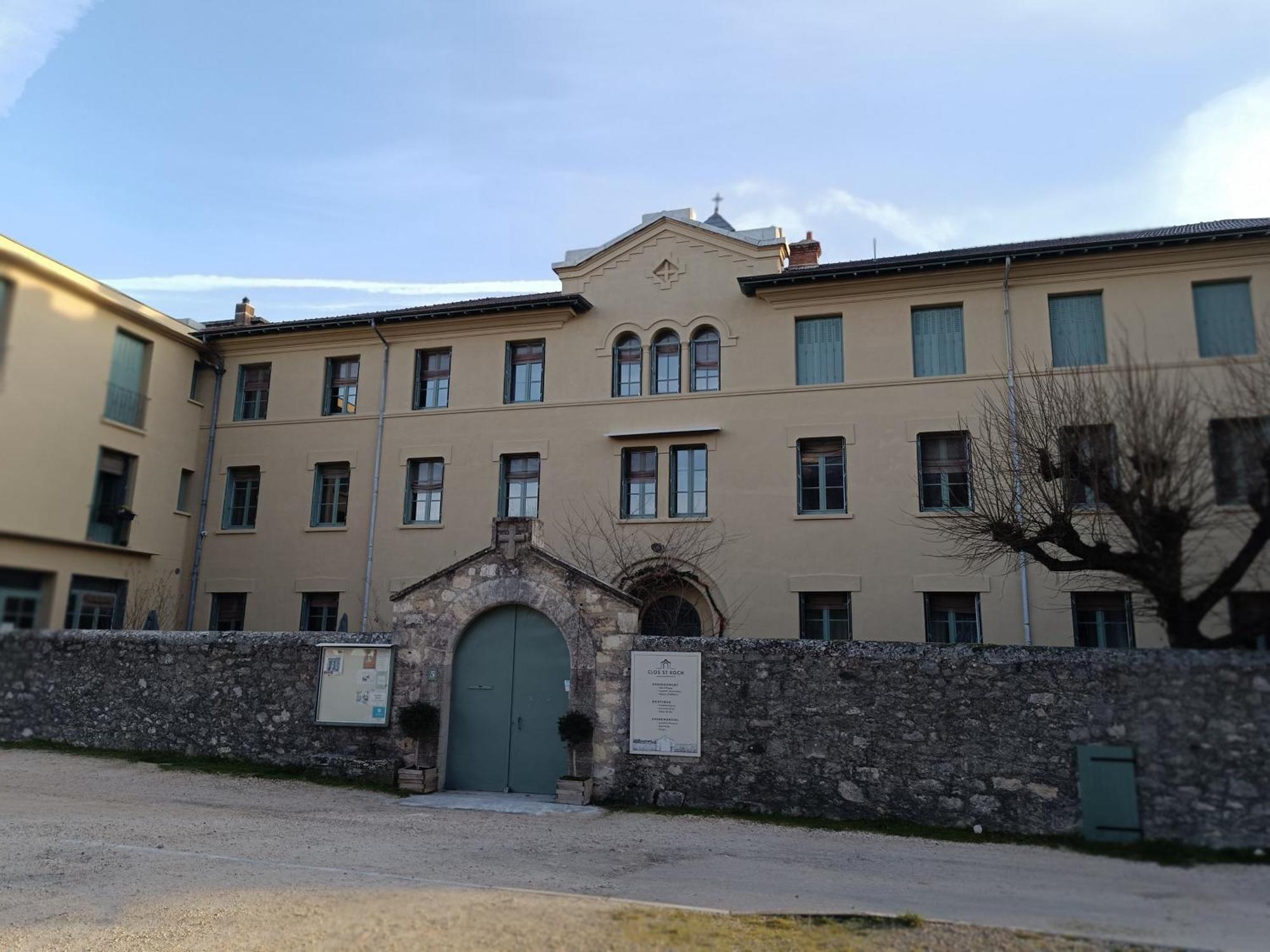Gîte d'étape du Clos Saint Roch Viviers Esterno foto